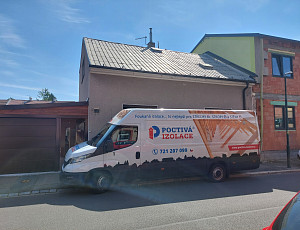 Zateplení rodinného domu pomocí foukané izolace